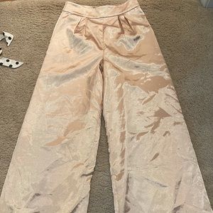 House of Harlow Gold Satin Pants. Size S.